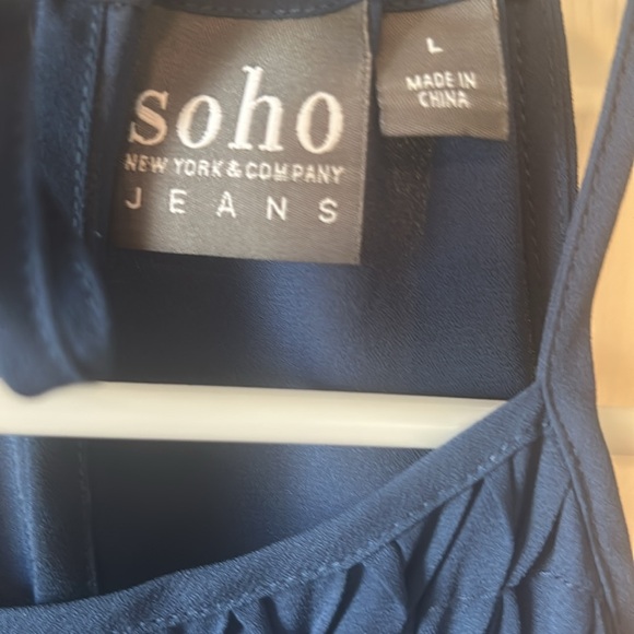 Navy sleeveless, tie back, tank top. Size L. - Picture 4 of 5